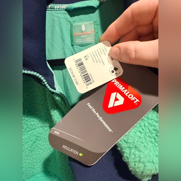 Free People Movement XS Oversized Primaloft Insulated Fleece Jacket NWT - Picture 4 of 4